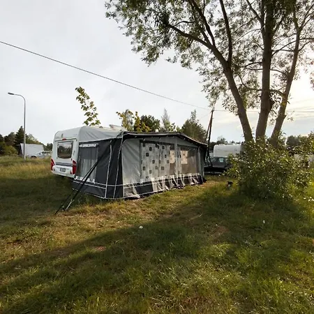 Zafalowane Przyczepy Campsite *